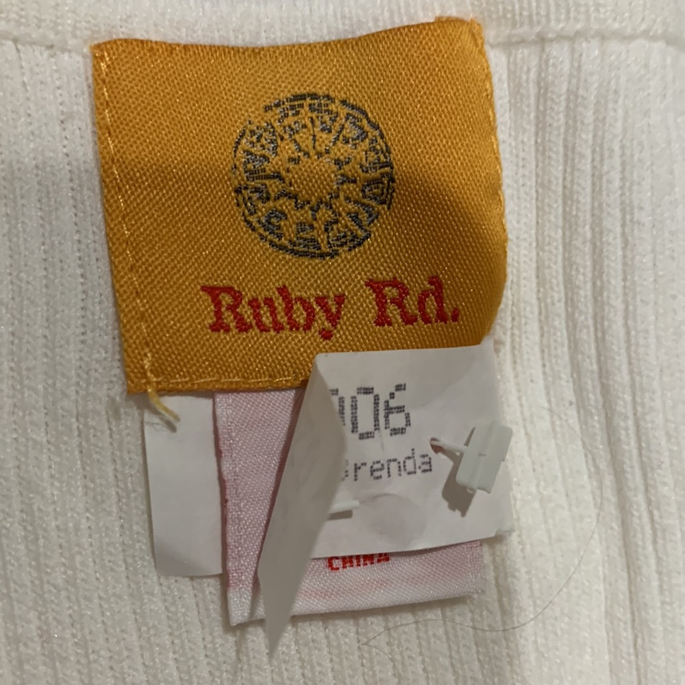 Ruby Rd top - Picture 8 of 12